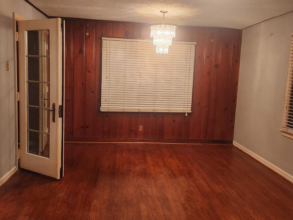 2nd image of 2166 Osage St