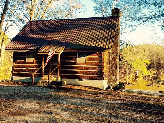 Exterior of cabin from road