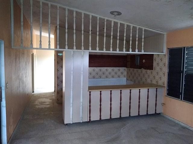 2nd image of Calle 20 Com Celada #273