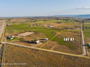 11 Sandy Ln, Pinedale, WY 82941