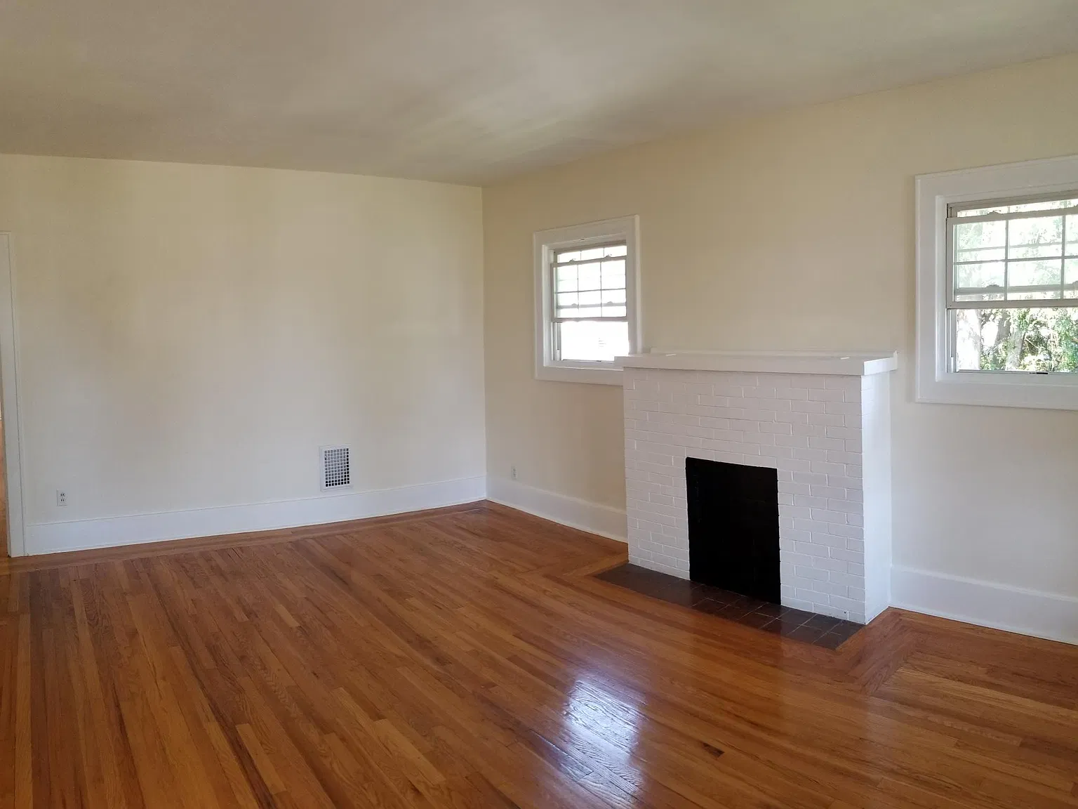 50 Prospect St — Photo 2
