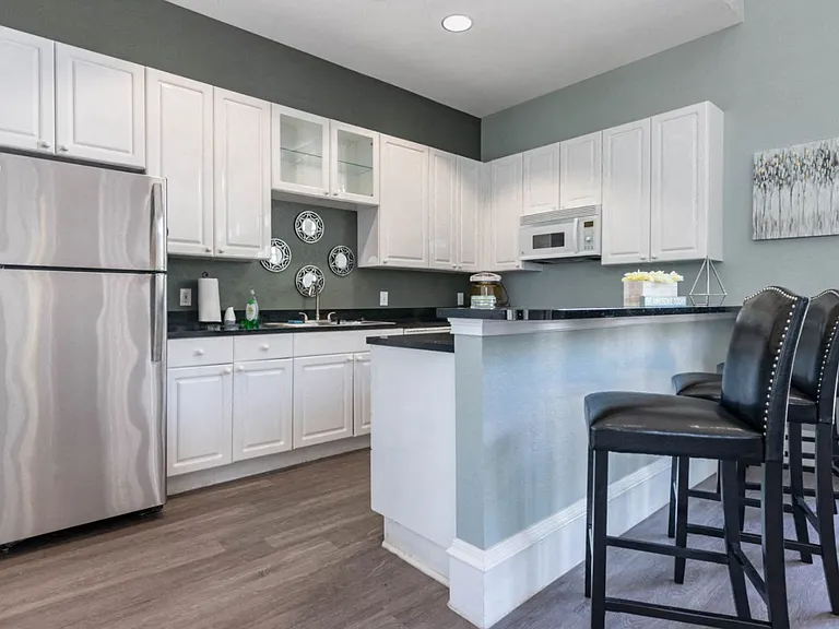 Westwood Apartments — Photo 13