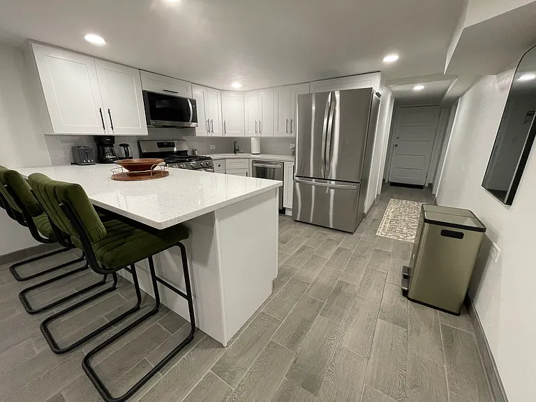 3116 N Damen Ave #G — Photo 5
