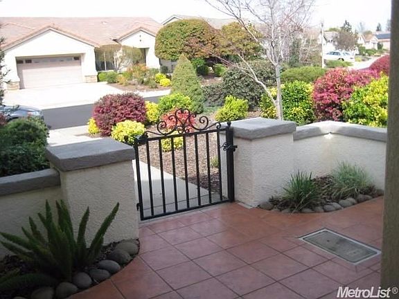 2nd image of 935 Gold Nugget Cir