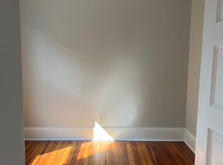 179 Eugenia St APT 2, New Bedford, MA 02745