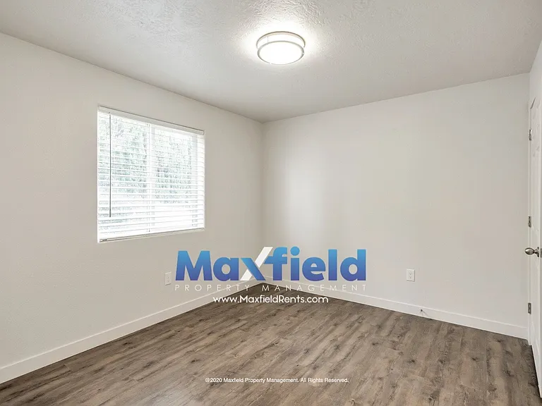 2737 E 750 N #1 — Photo 18