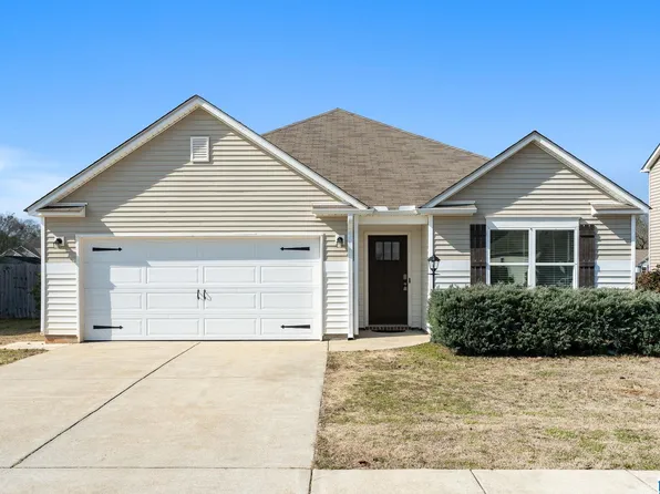 216 Leonards Ct, Montevallo, AL 35115