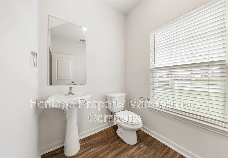 11038 Chatham Ct — Photo 5