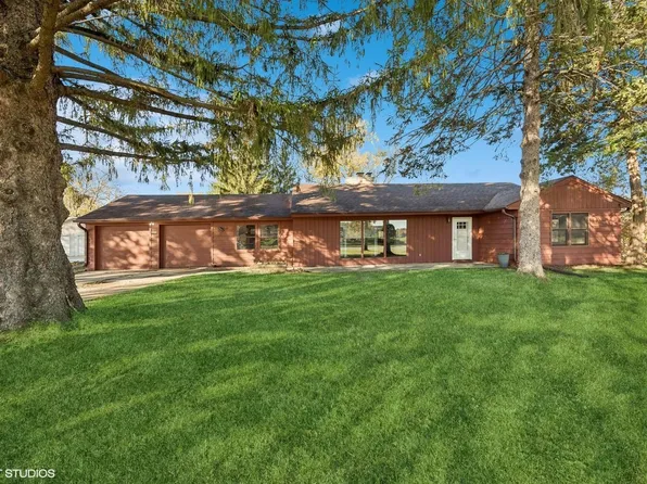 1040 N Mulford Rd, Rockford, IL 61107