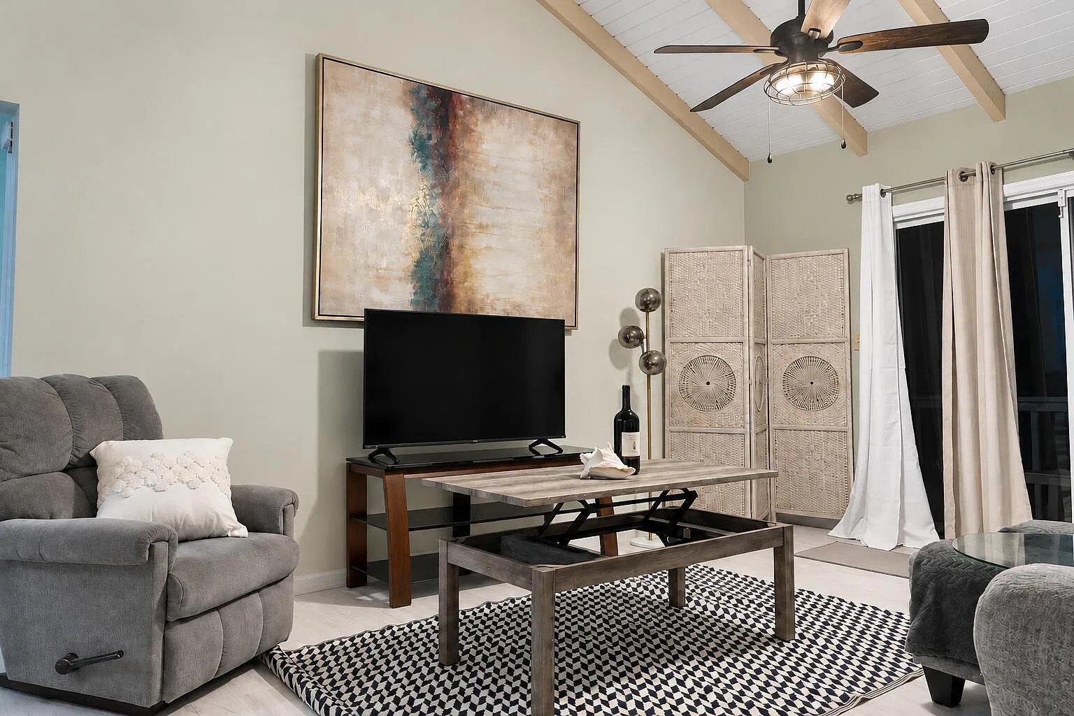 1 bed, $1,400 — Photo 4