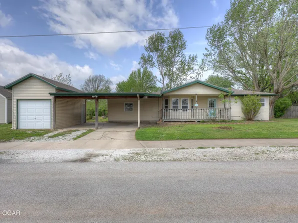 206 N Broadway St, Carl Junction, MO 64834