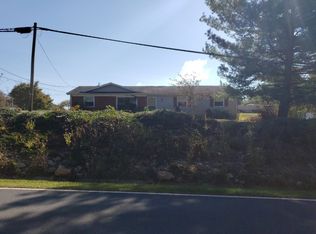 27 Wallace Ave, Luray, VA 22835