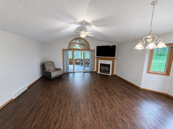 5th image of 1260 Cypress Dr