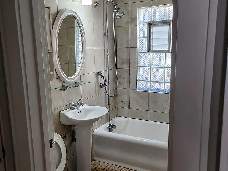 2234 N 61st St — Photo 5