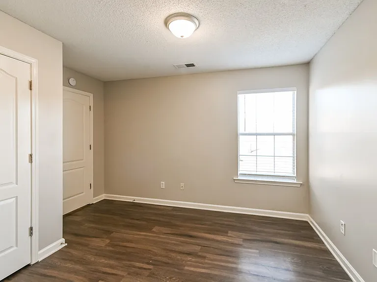 10186 Sorrento Pl — Photo 13