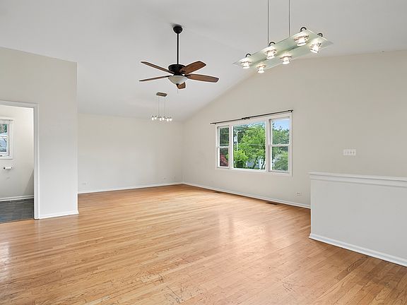 3rd image of 23636 N Overhill Dr
