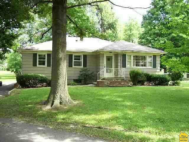1st image of 1207 E Franklin Cir