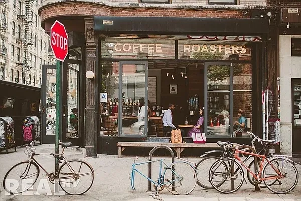 Rented by REAL New York | media 27