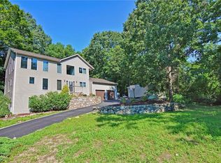 987 Phenix Ave, Cranston, RI 02921