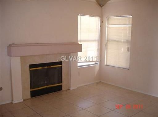 4th image of 7501 Pacific Heights Ave