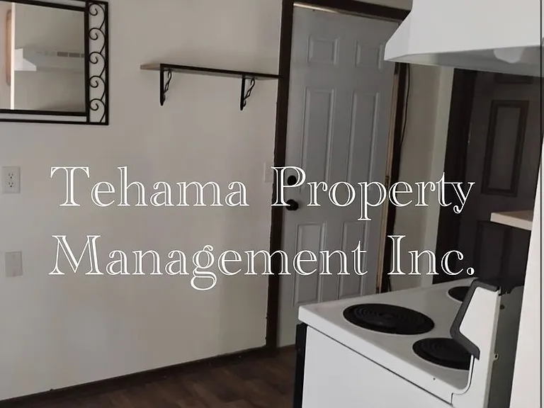 6914 Mobile Park Dr — Photo 4