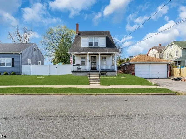 80 Henderson St, Phillipsburg Town, NJ 08865