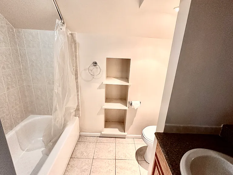 8730 Wissahickon Ave — Photo 18