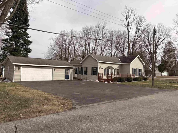 285 S 2nd St, Harrison, MI 48625