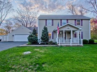 52 Eastwood Dr, Westfield, MA 01085
