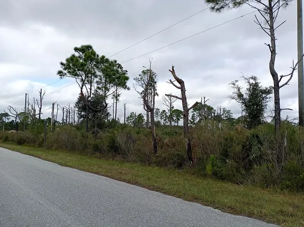8214 Granada Blvd, Sebring, FL 33872