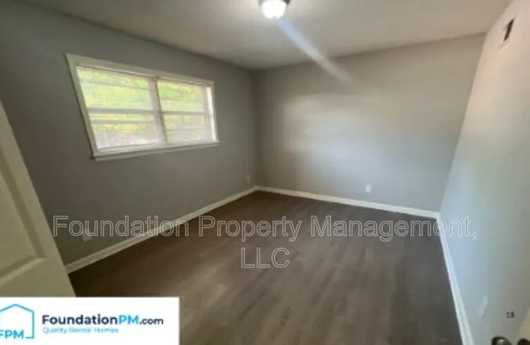 34 N Idlewild St #14 — Photo 11
