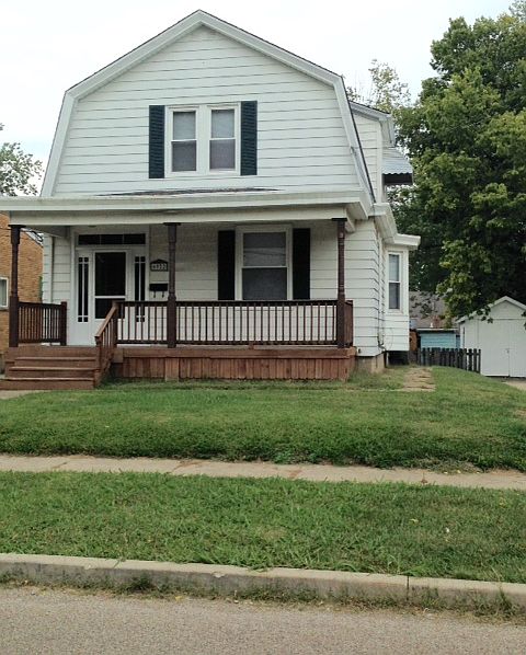 1st image of 6922 Noble Ave