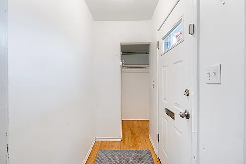 2030 Nootka St Photo 1