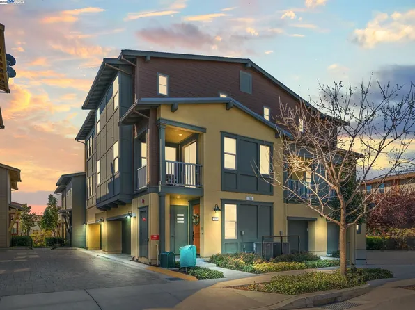 665 Sandalwood Dr Unit 1, Livermore, CA 94551