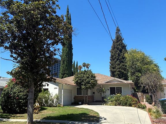 2nd image of 4711 Aqueduct Ave
