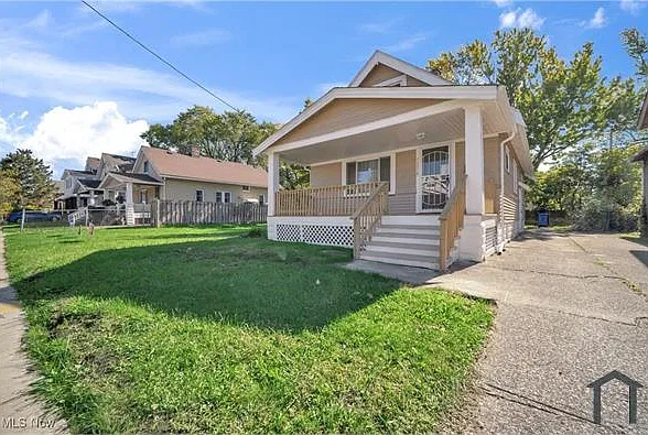 3 bed, 1307 sqft, $1,525 — Photo 3