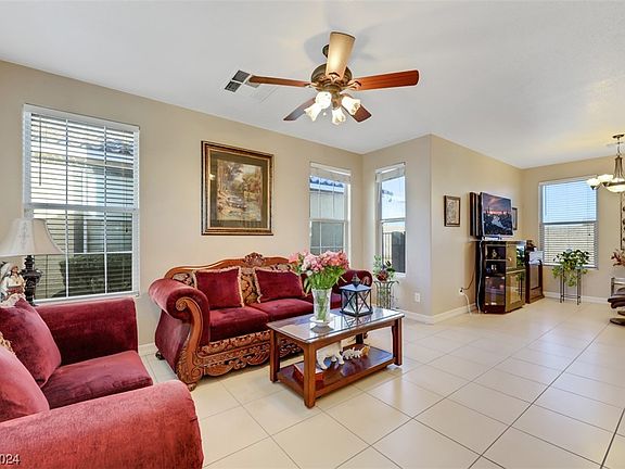 4th image of 4954 Droubay Dr