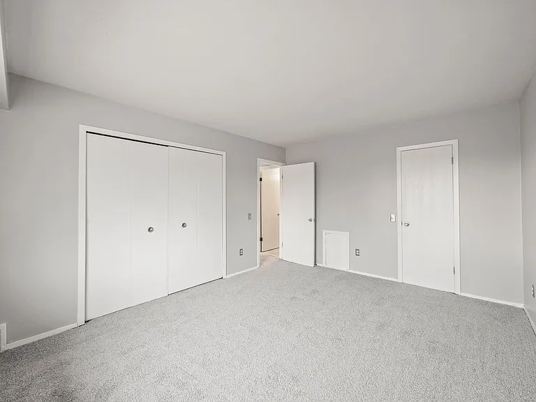Glenwood Apartments — Photo 21