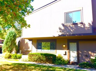 26642 Sprague Rd, Olmsted Falls, OH 44138