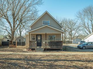 825 Park Ave, Baxter Springs, KS 66713