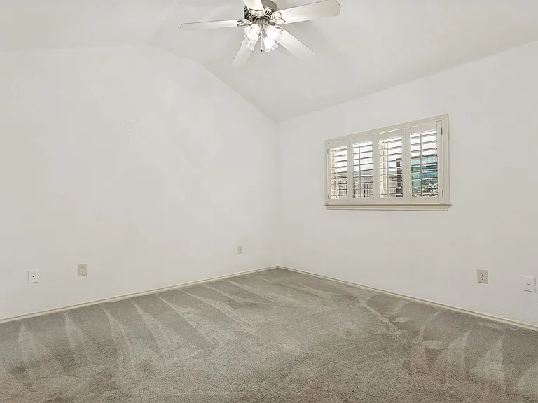 3202 Eisenhauer Rd #801 — Photo 14