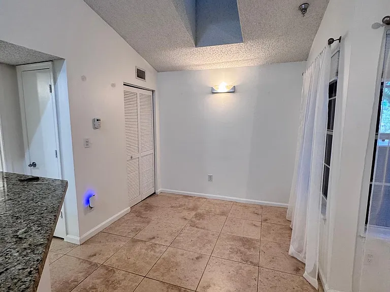 1125 Crystal Way #F — Photo 10