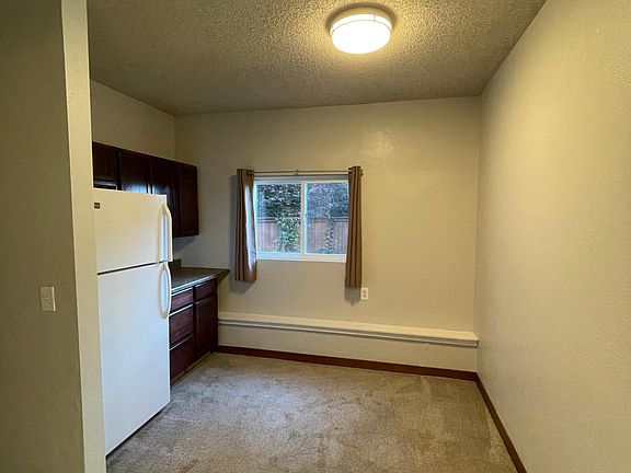 4th image of 1810 Copalis St NE