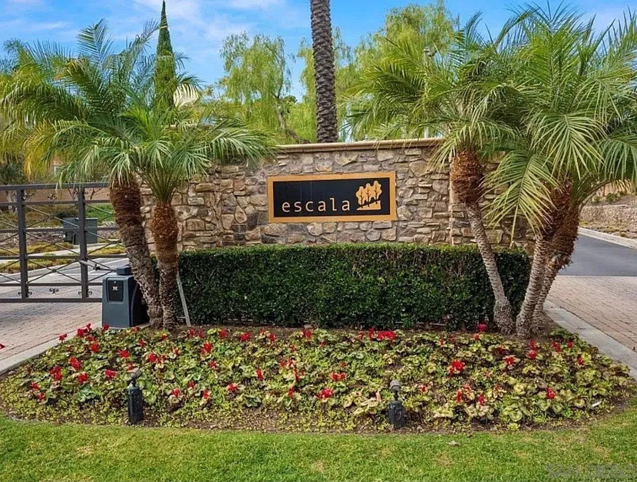 Escala Cir, San Diego — Photo 1