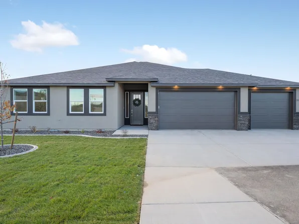9414 Balflour Ct, Pasco, WA 99301
