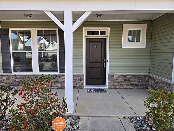 2nd image of 235 Brentmoor Dr