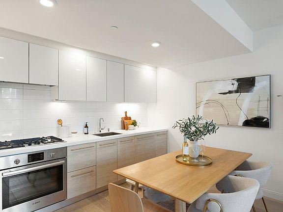 5th image of 555 Fulton St Unit 114
