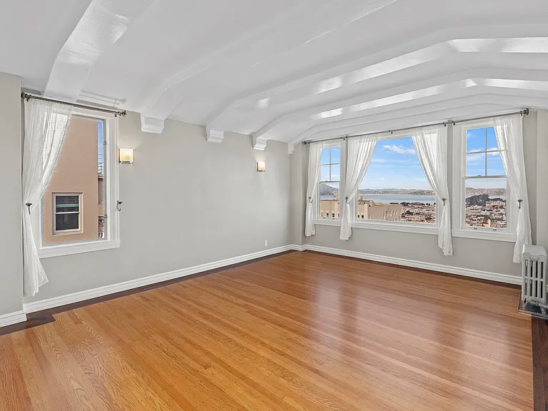 1700 Broadway Street — Photo 7