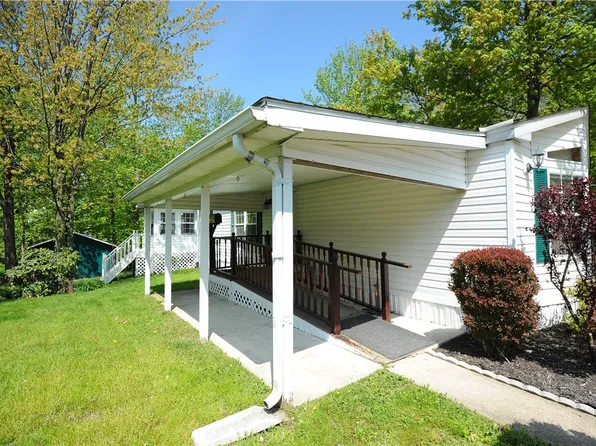 1919 Northwood Ln, Erie, PA 16509