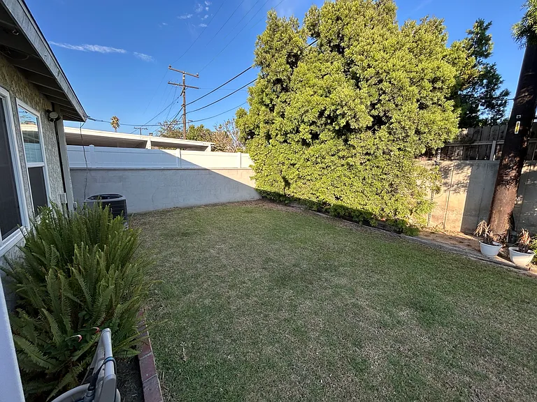 5328 W 142nd Pl — Photo 10
